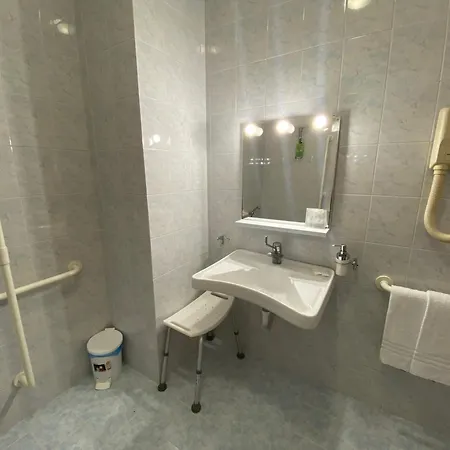 Casa Per Ferie Suore Salesiane Dei Sacri Cuori Bed & Breakfast