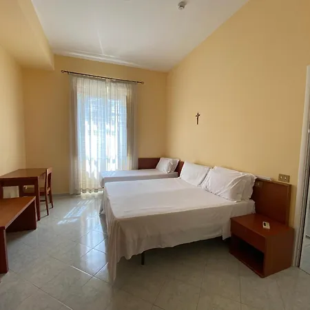 Casa Per Ferie Suore Salesiane Dei Sacri Cuori Bed & Breakfast Rome
