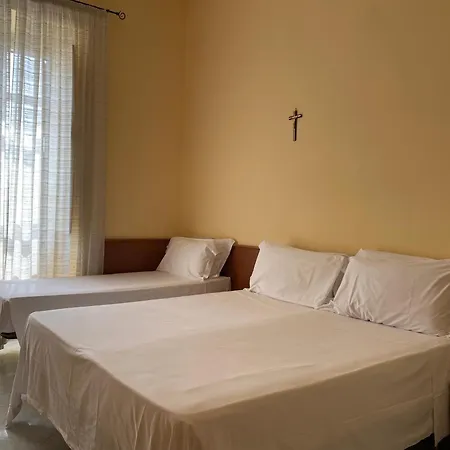 Casa Per Ferie Suore Salesiane Dei Sacri Cuori Bed & Breakfast
