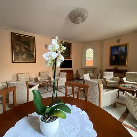 Casa Per Ferie Suore Salesiane Dei Sacri Cuori Bed & Breakfast Rome