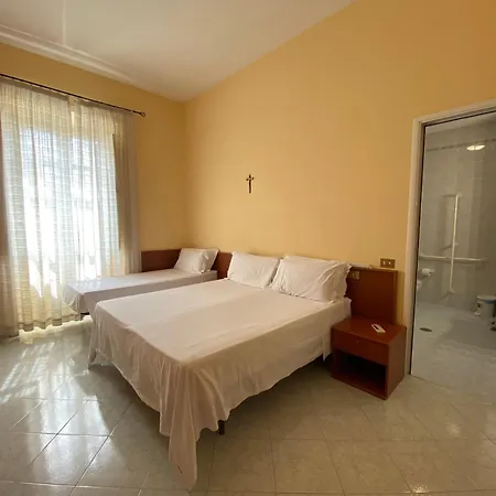 Casa Per Ferie Suore Salesiane Dei Sacri Cuori Bed & Breakfast
