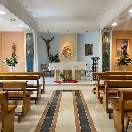 Casa Per Ferie Suore Salesiane Dei Sacri Cuori *