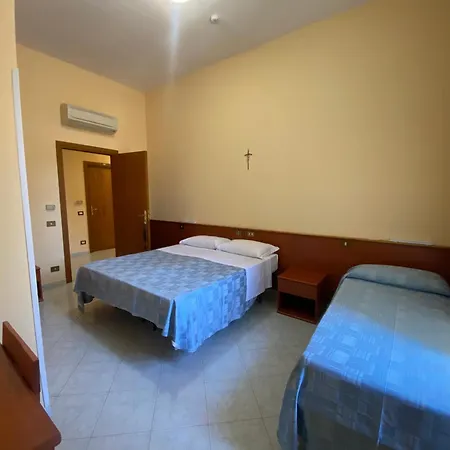 Casa Per Ferie Suore Salesiane Dei Sacri Cuori Couette-café